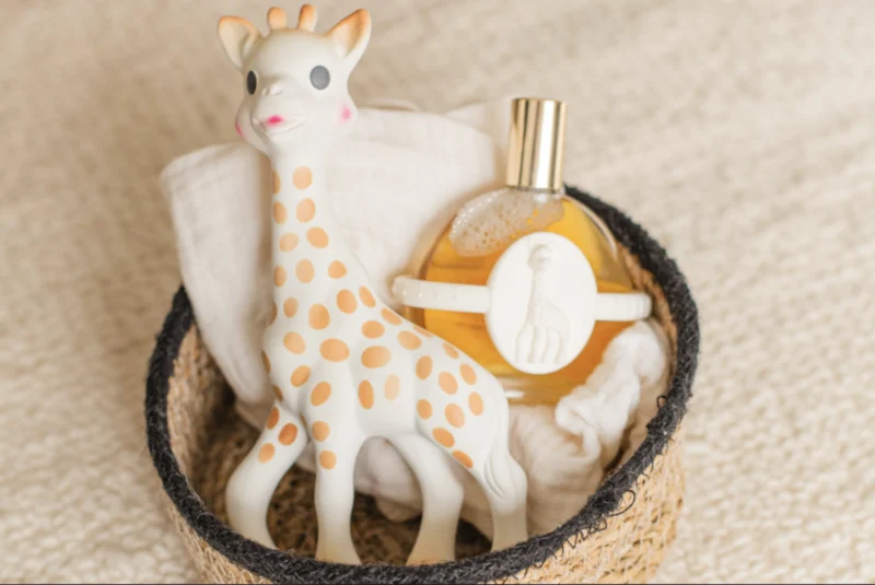 Nên tìm hiểu kỹ những giấy kiểm định và chứng nhận khi tìm sản phẩm nước hoa cho trẻ